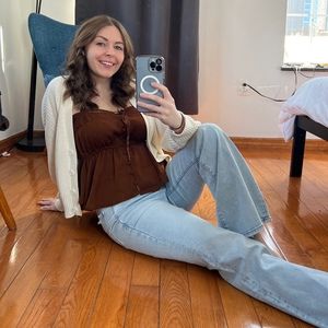 Meet your Posher, Crystal